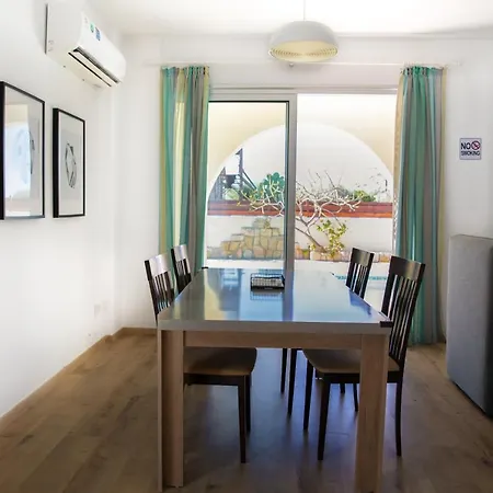 Lighthouse Villa, & Close To